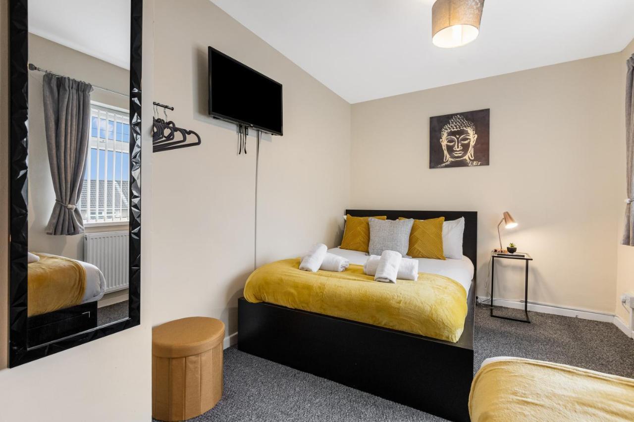 Off Road Parking, Garden, Tv'S In Bedrooms Morriston 外观 照片