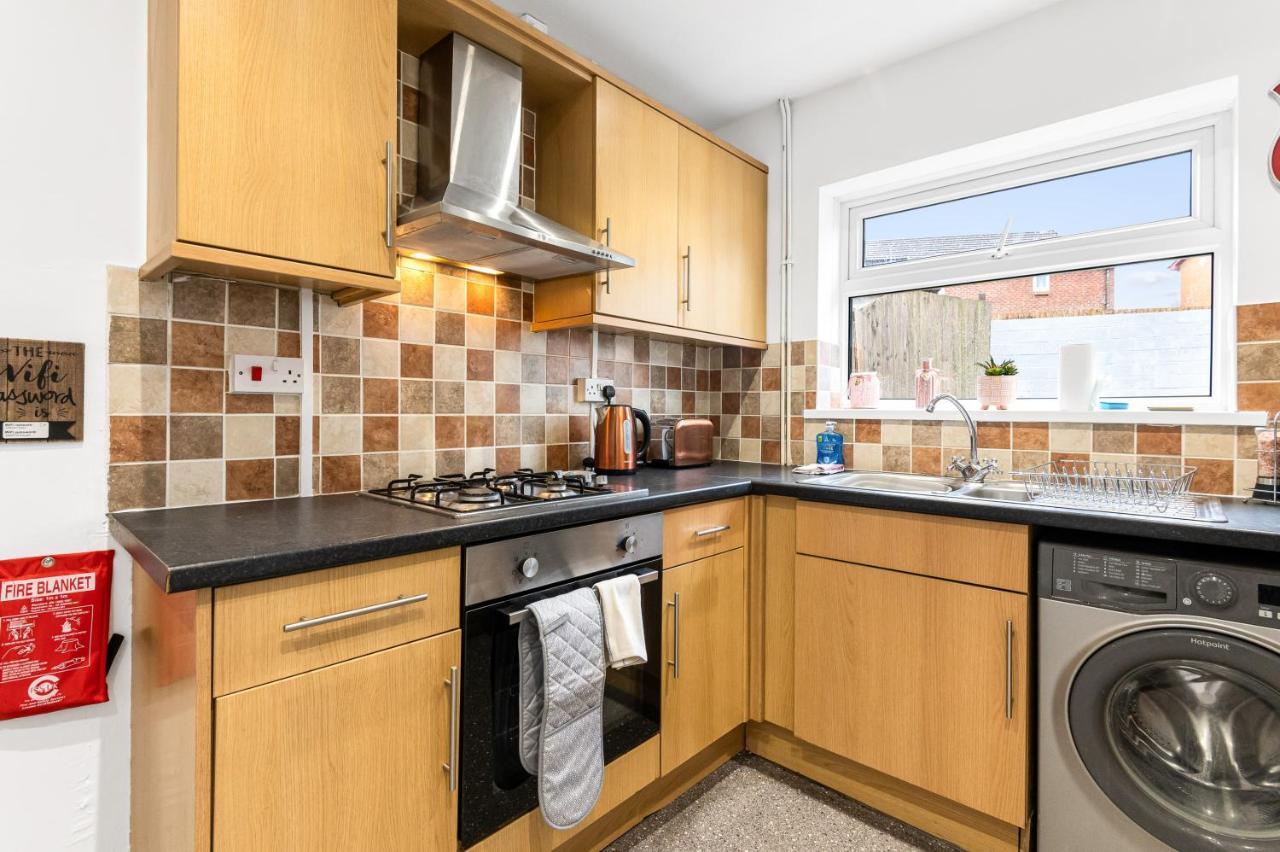 Off Road Parking, Garden, Tv'S In Bedrooms Morriston 外观 照片