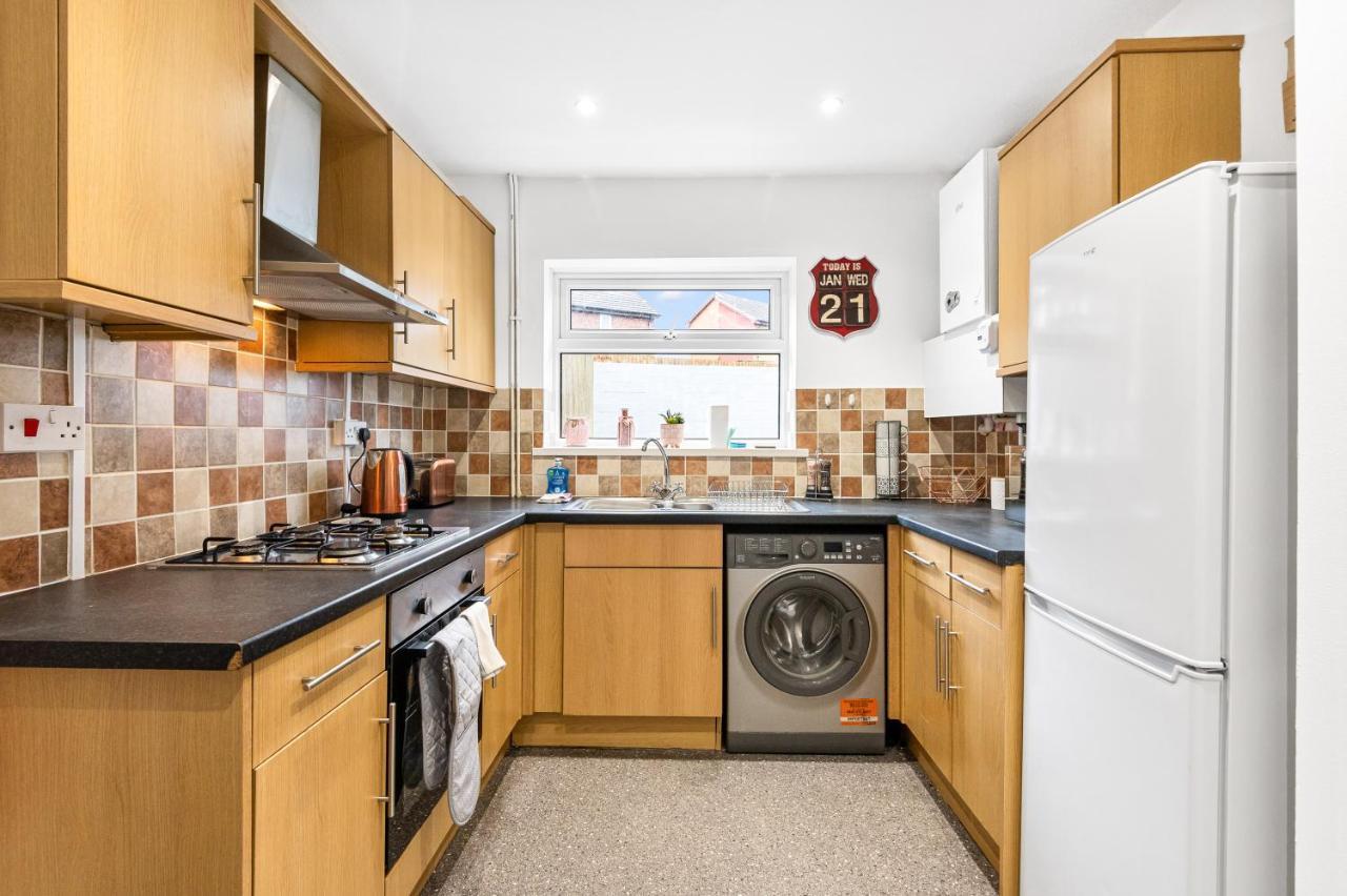 Off Road Parking, Garden, Tv'S In Bedrooms Morriston 外观 照片